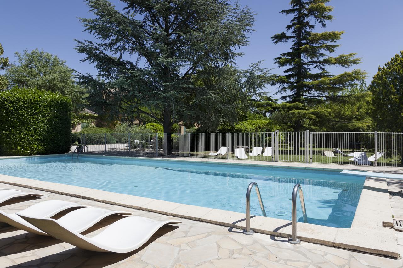 Logis Hotel Castel Mouisson Барбентан Экстерьер фото